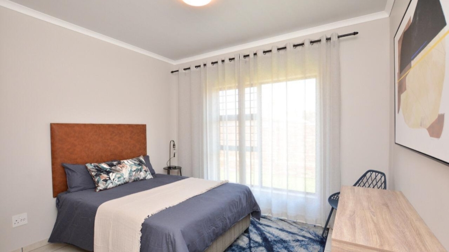 To Let 2 Bedroom Property for Rent in Van Der Hoff Park North West